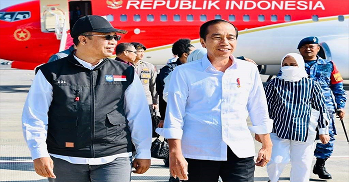 Gubernur NTB Saat Menyambut Kedatangan Presiden Jokowi