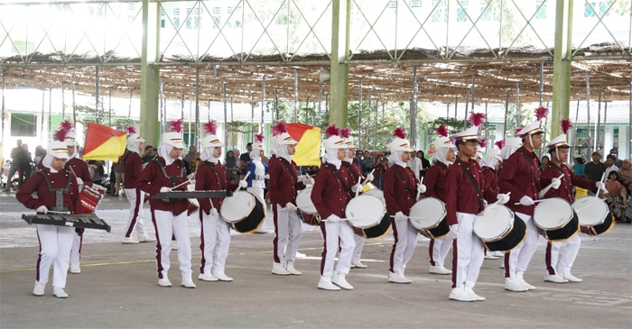 Peserta Marching Band